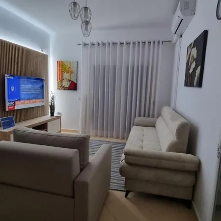 Alda's * Golem (Tirana)